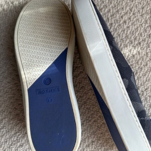 Rothy's Grey/Black Camouflage Sneaker - Size 9.5 - Picture 3 of 4